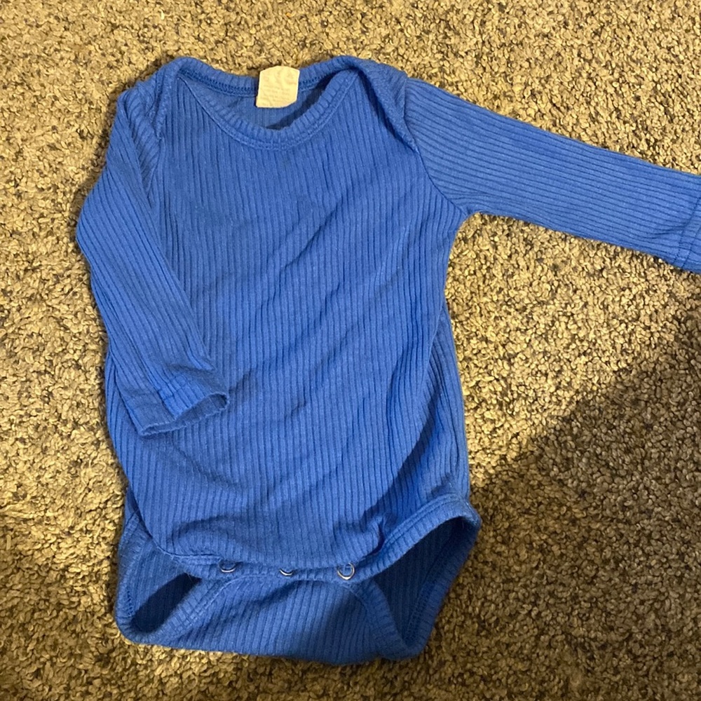 Good condition Kate Quinn newborn blue ribbed organic onesie